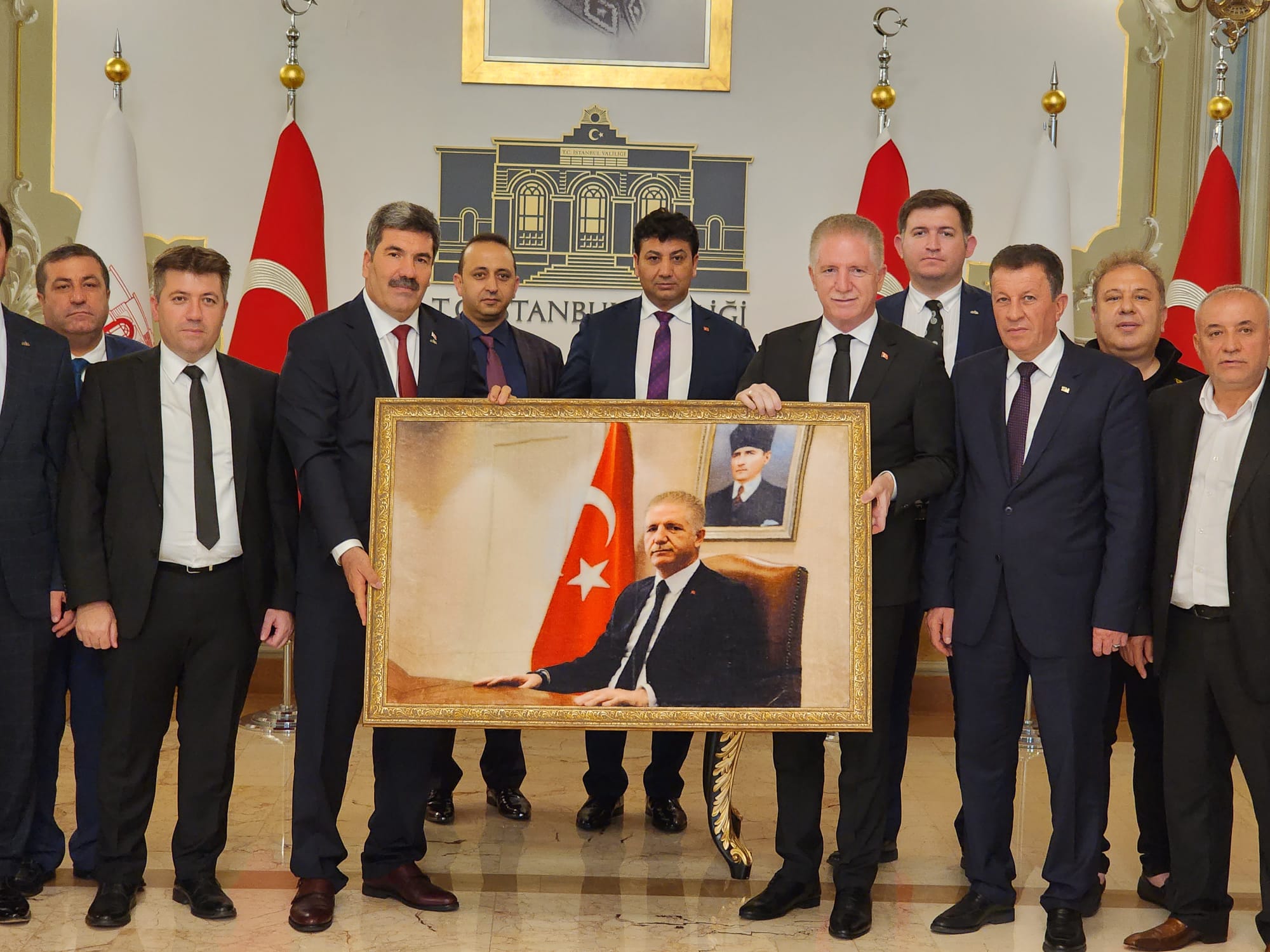Gaziantepli Halı İhracatçıları İstanbul Valisi Davut Gül’ü Ziyaret Etti