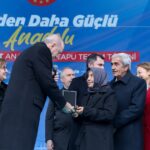 Cumhurbaşkanı Erdoğan’ın Katılımıyla “5113 Deprem ve Sosyal Konut Anahtar ve Tapu Teslim Töreni” Yapıldı